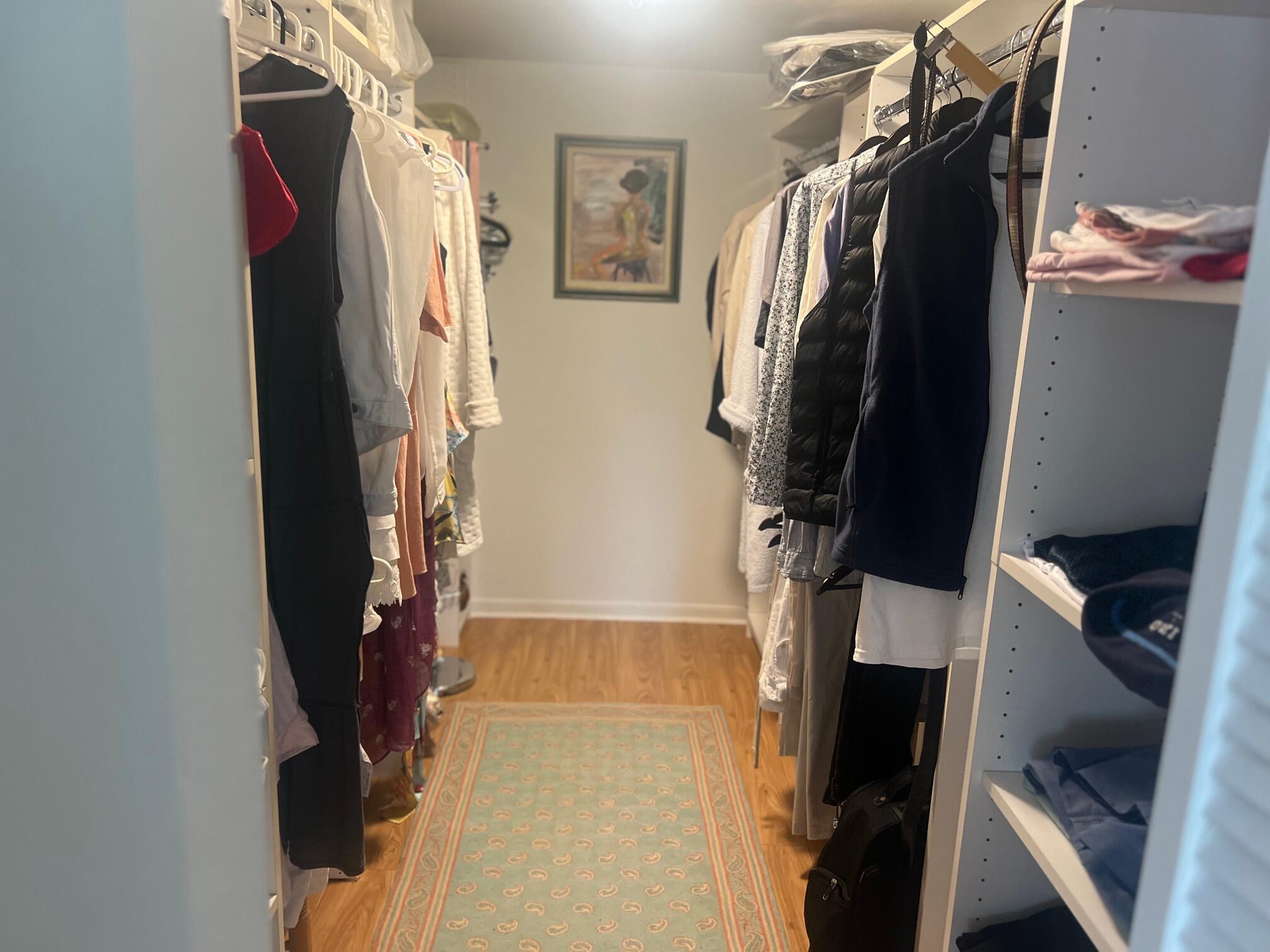 WILLOW WOOD - Residential Lease