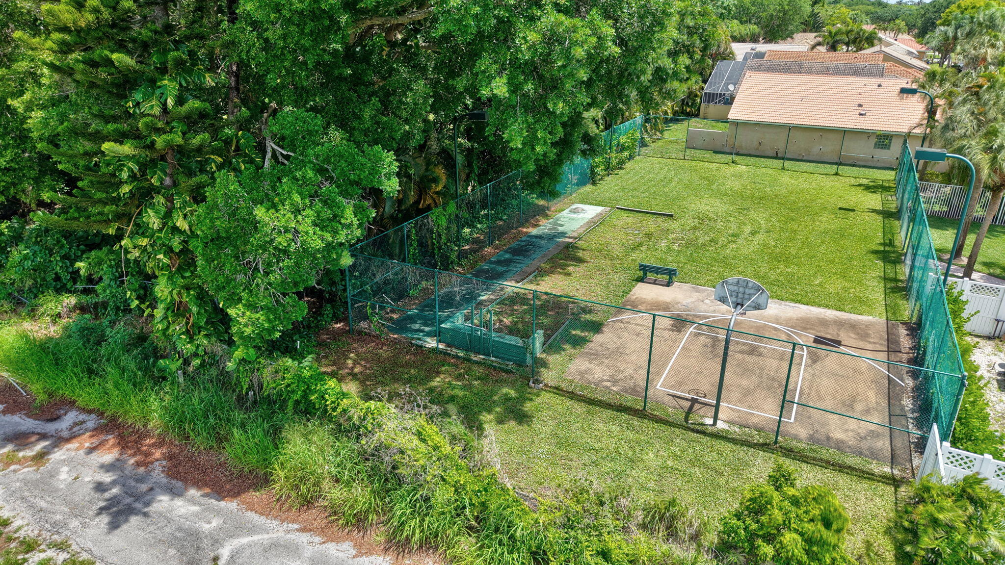 TROPICAL LAKES PH 2 - Residential