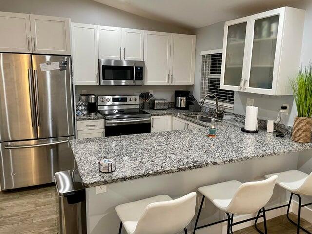 LAKE WORTH TOWN OF - Residential Lease