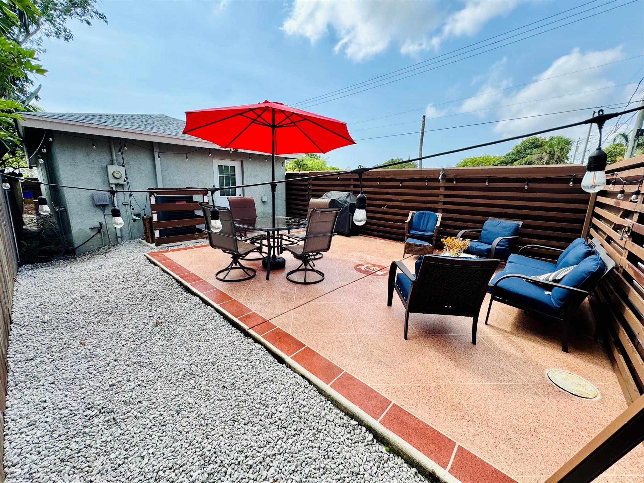 LAKE WORTH TOWN OF - Residential Lease