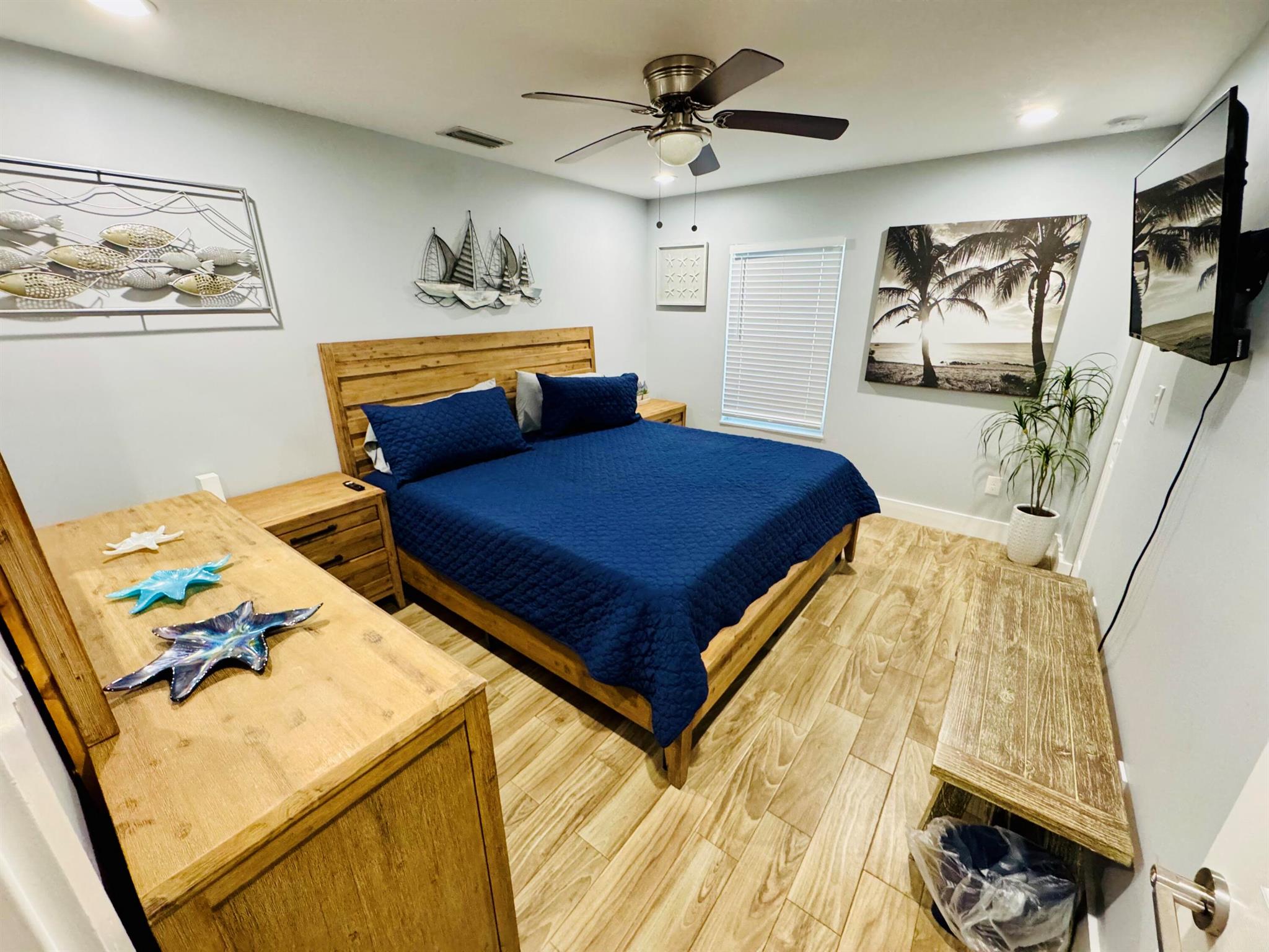 LAKE WORTH TOWN OF - Residential Lease