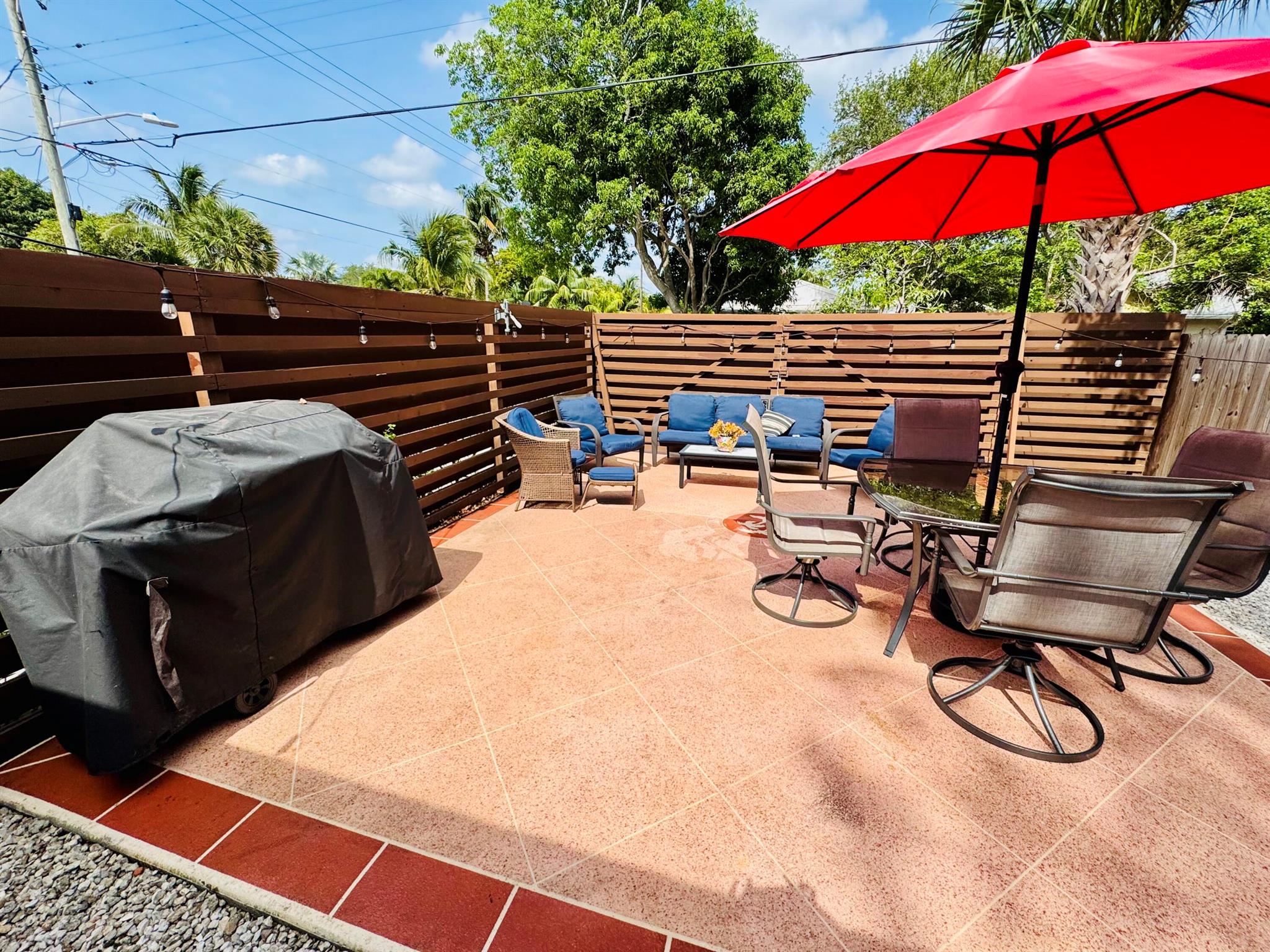 LAKE WORTH TOWN OF - Residential Lease