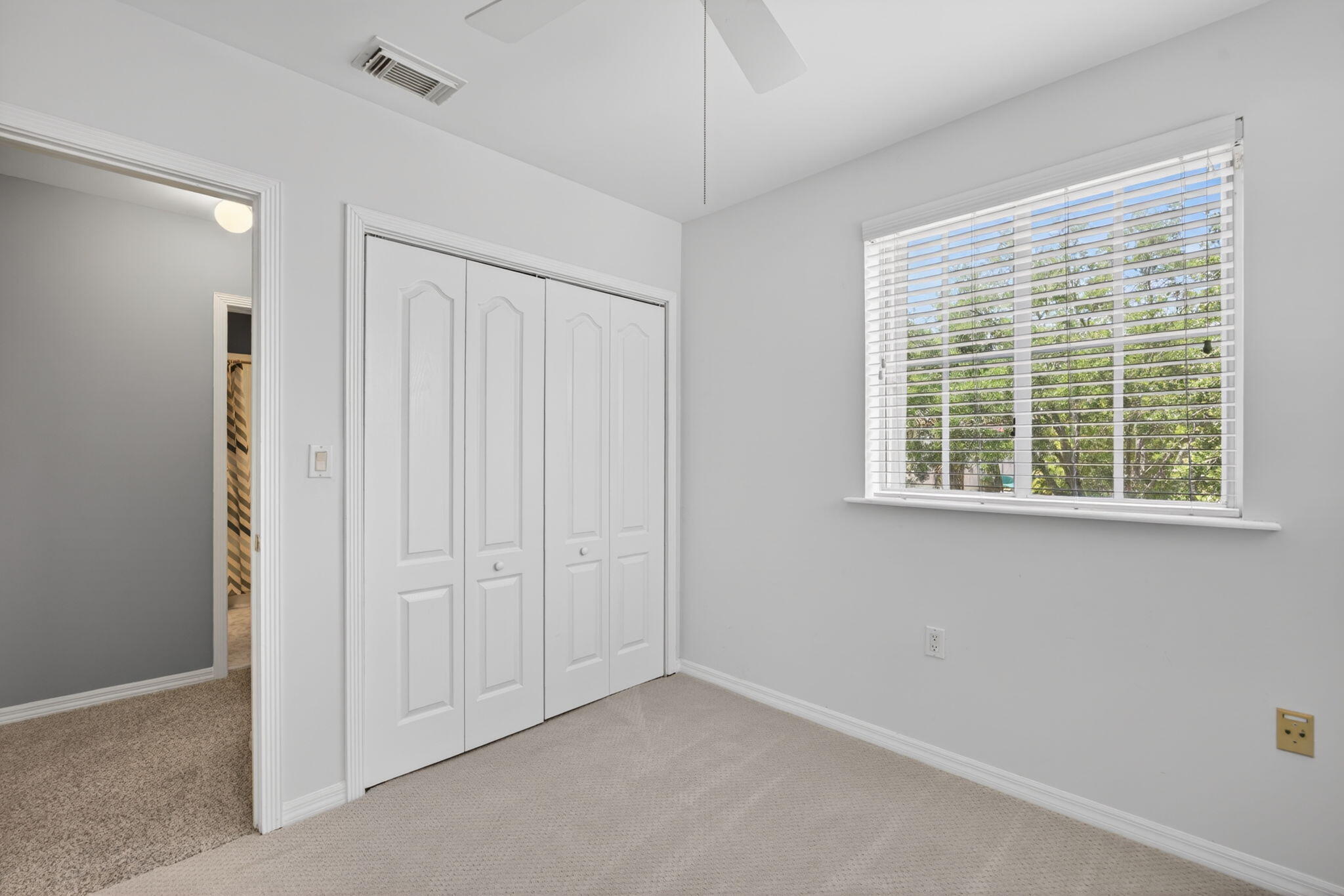 REVISED PLAT OF HILLCREST VILLAS - Residential