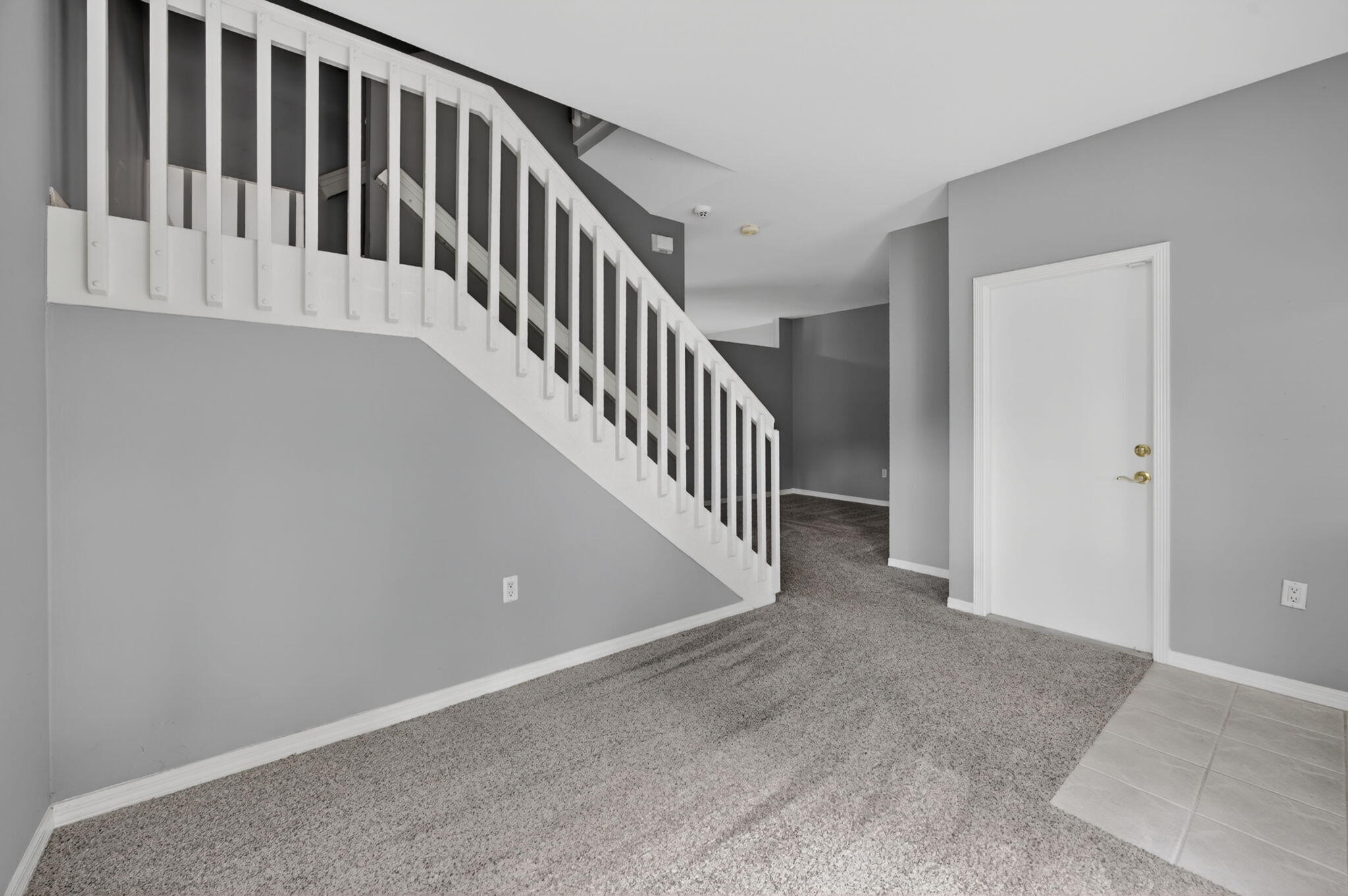 REVISED PLAT OF HILLCREST VILLAS - Residential