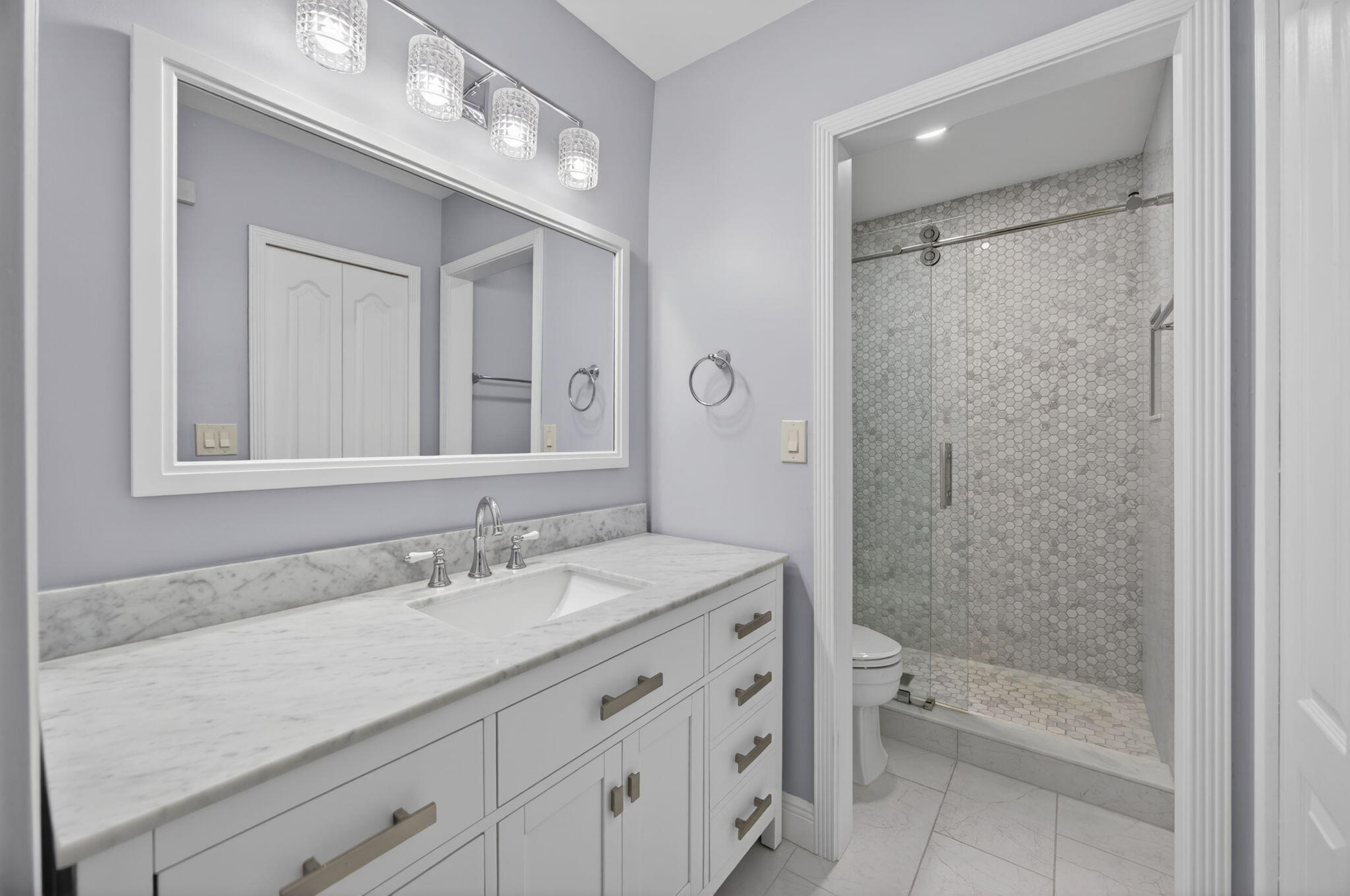 REVISED PLAT OF HILLCREST VILLAS - Residential