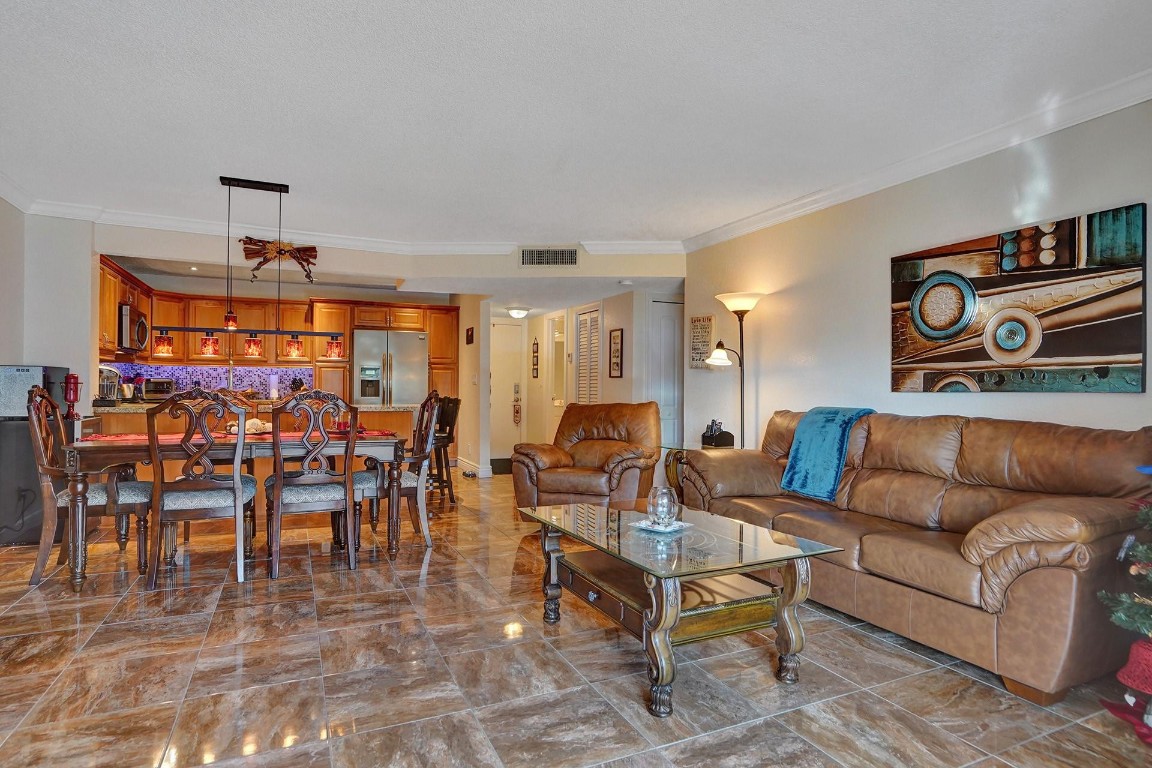 4751 NW 21st Street 202