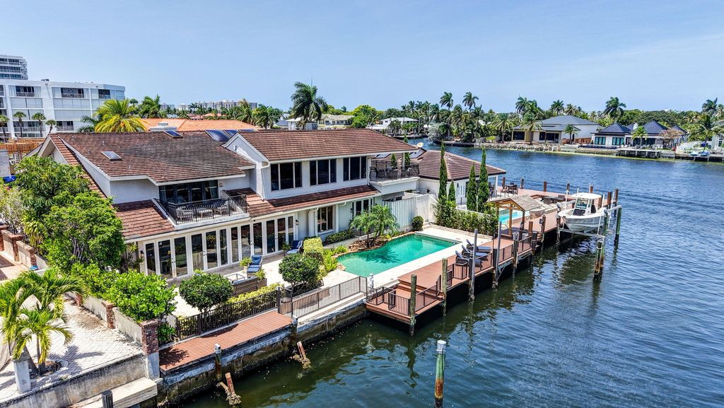 Photo of 3110 NE 47th Street, Fort Lauderdale, FL 33308 (MLS # B26044526)