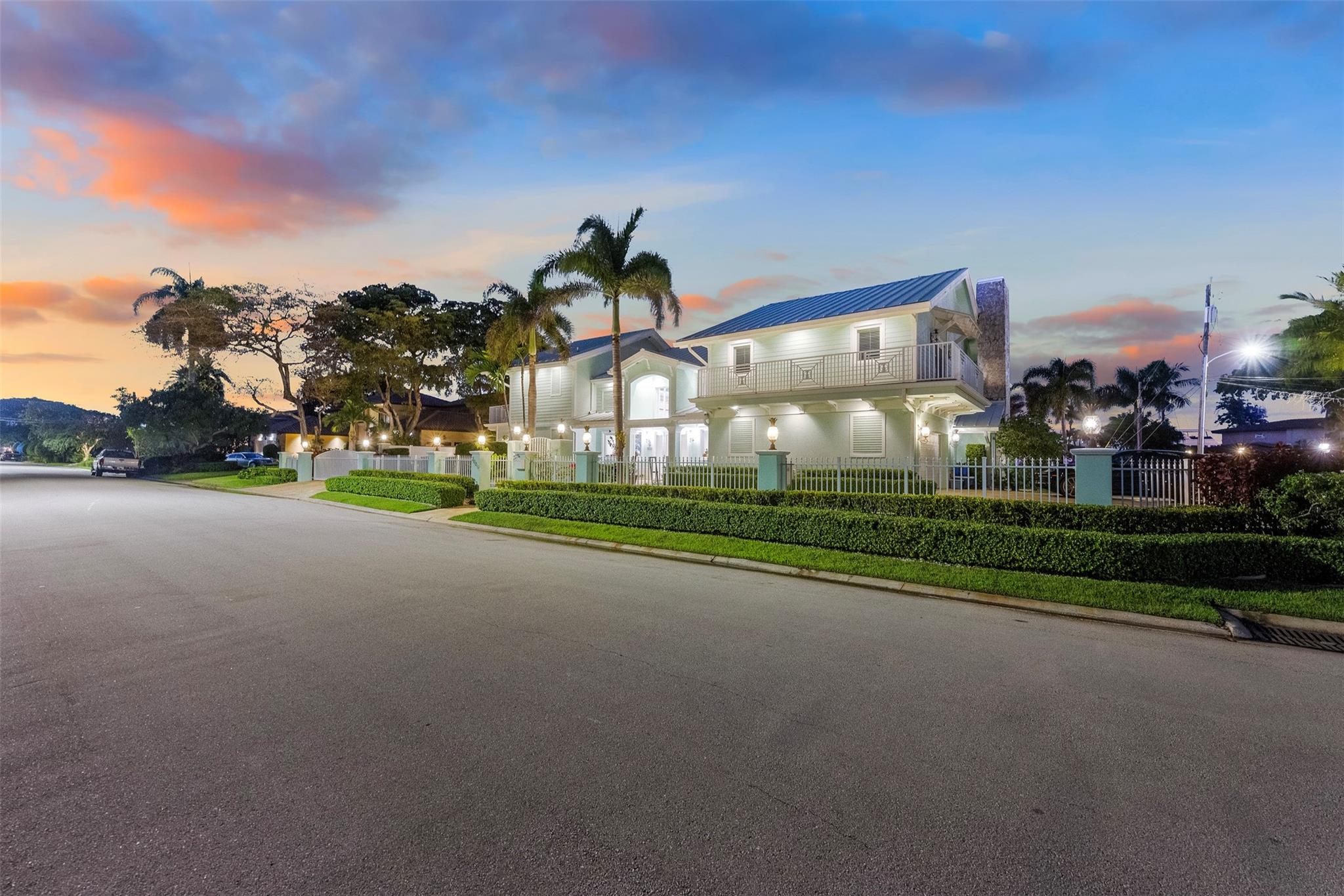 SUNRISE KEY - Residential