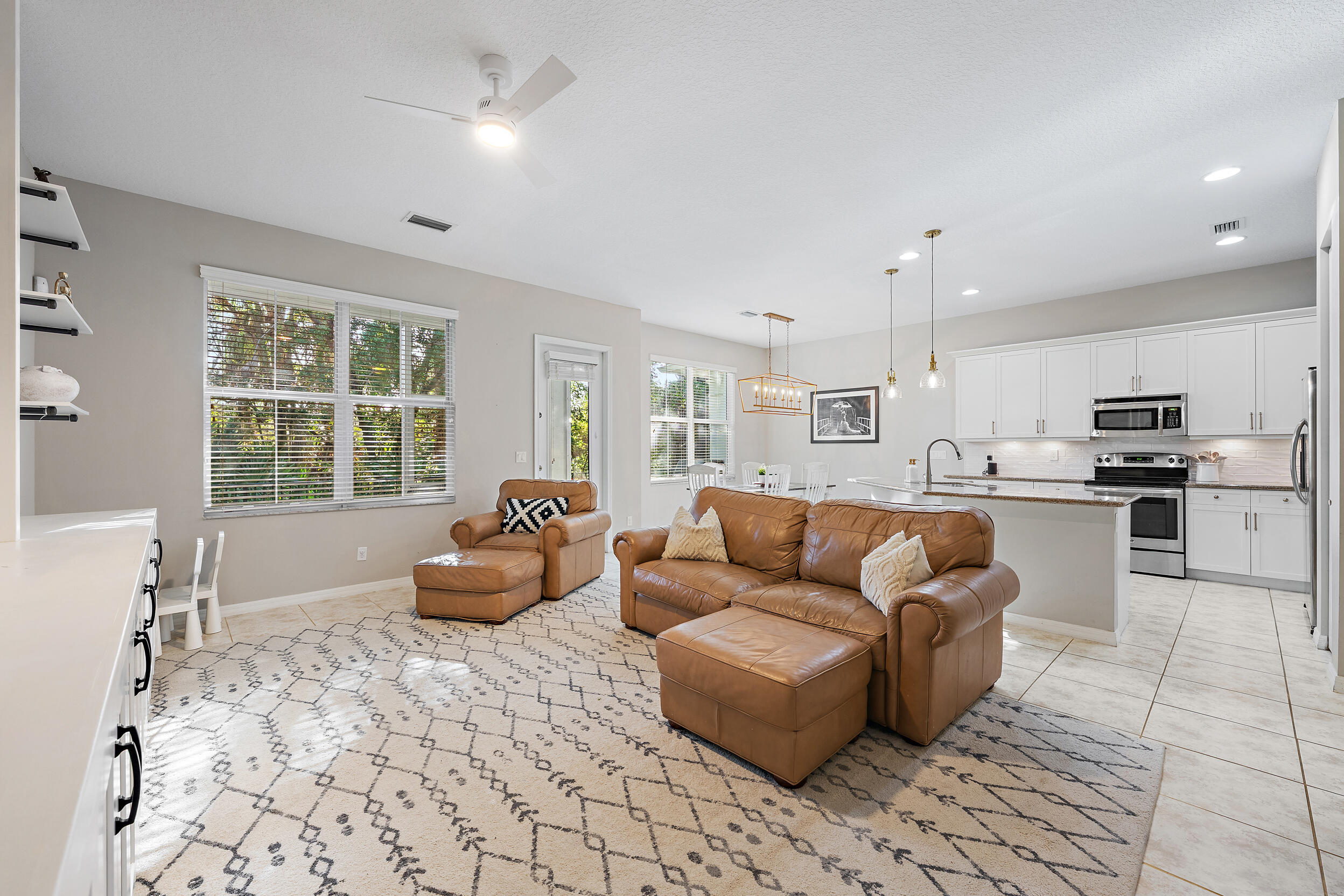 Hampton Cay - Residential