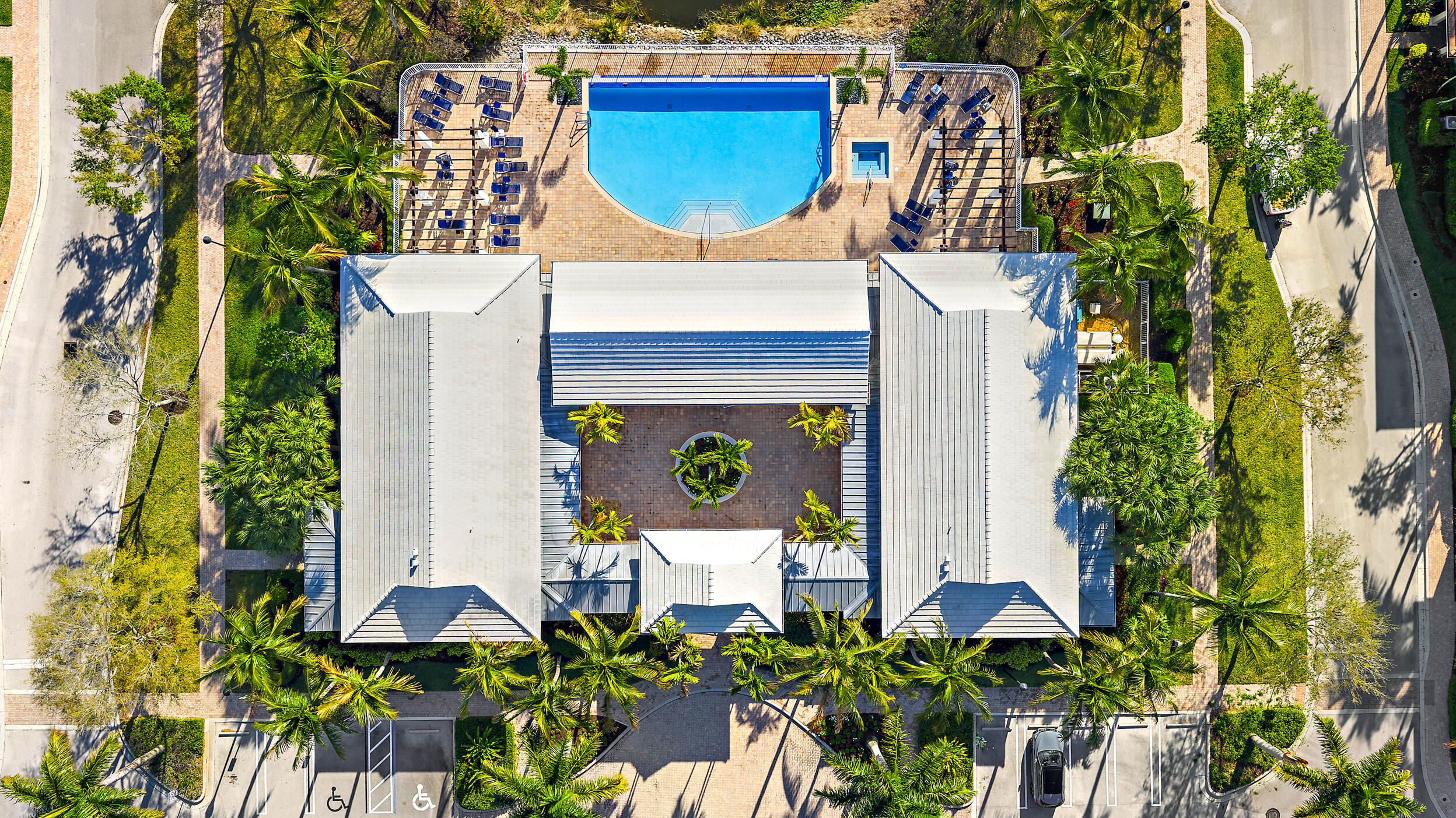 Hampton Cay - Residential