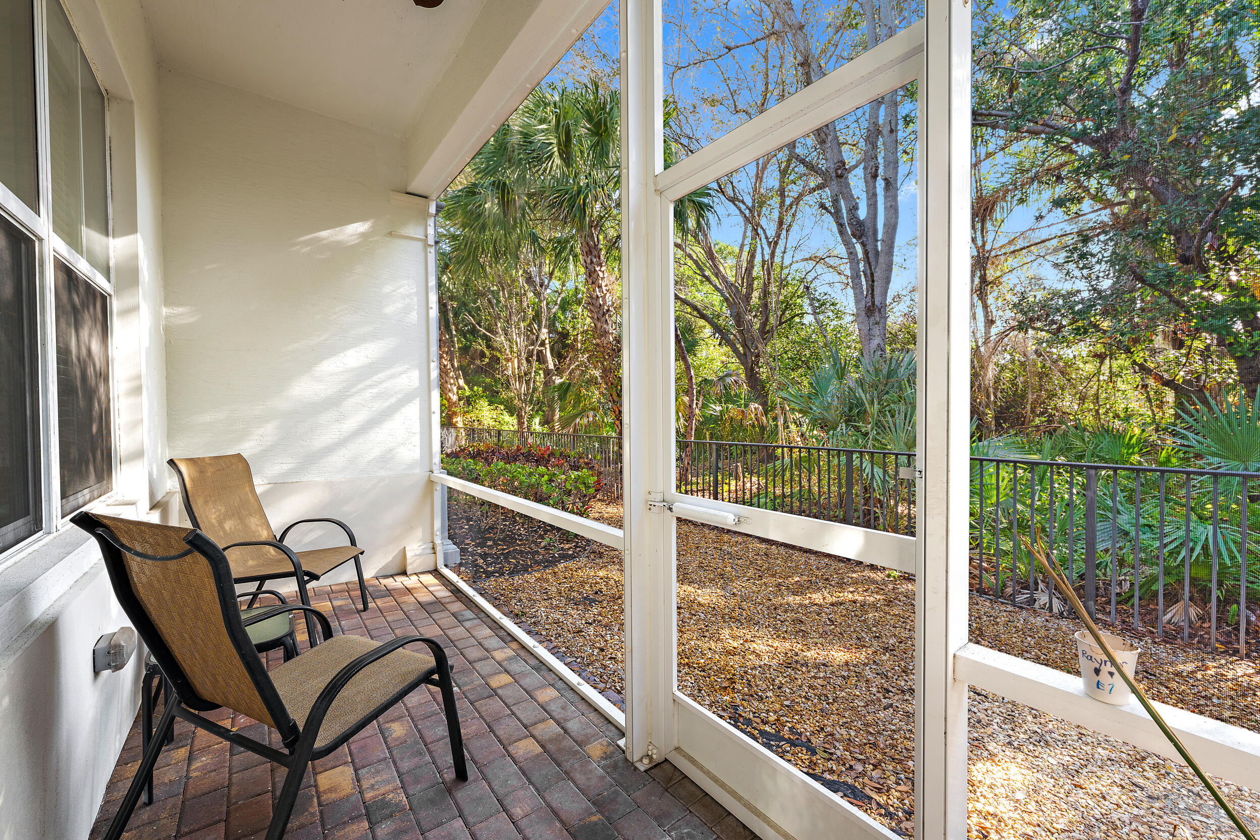 Hampton Cay - Residential