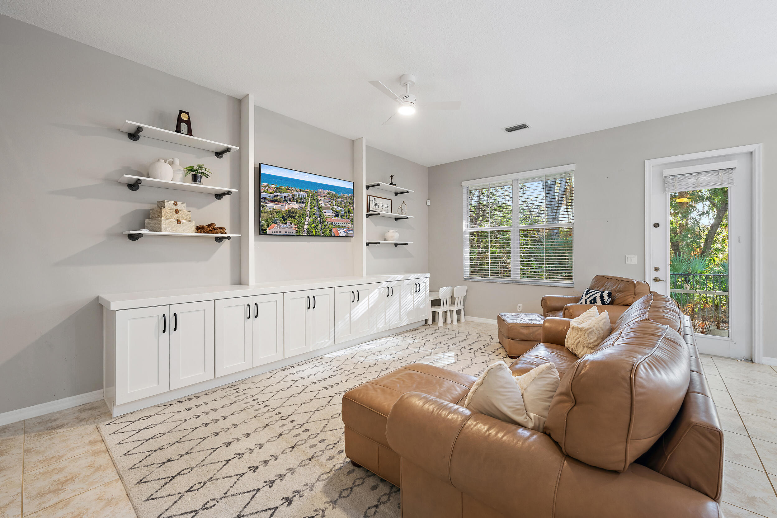 Hampton Cay - Residential