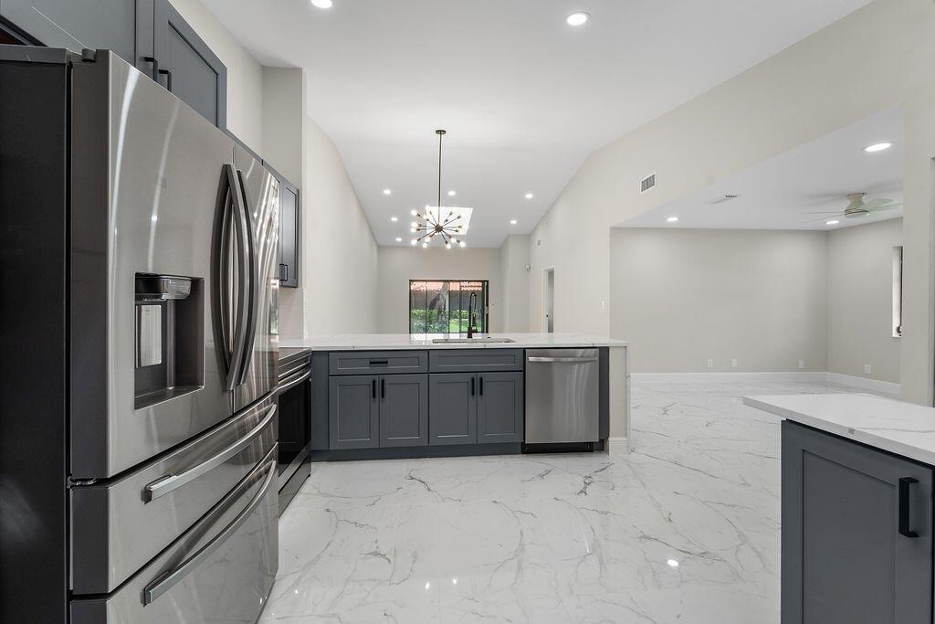 6412 Kings Gate Circle