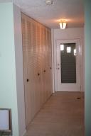 Cresthaven Cond Townhomes - Residential