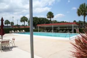 Cresthaven Cond Townhomes - Residential