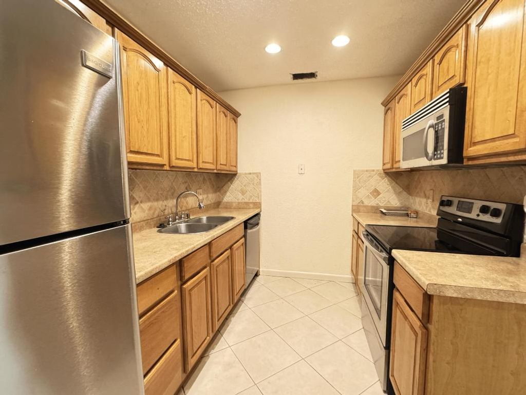 Photo of 1900 Palmland Drive #2, Boynton Beach, FL 33436 (MLS # R10952117)