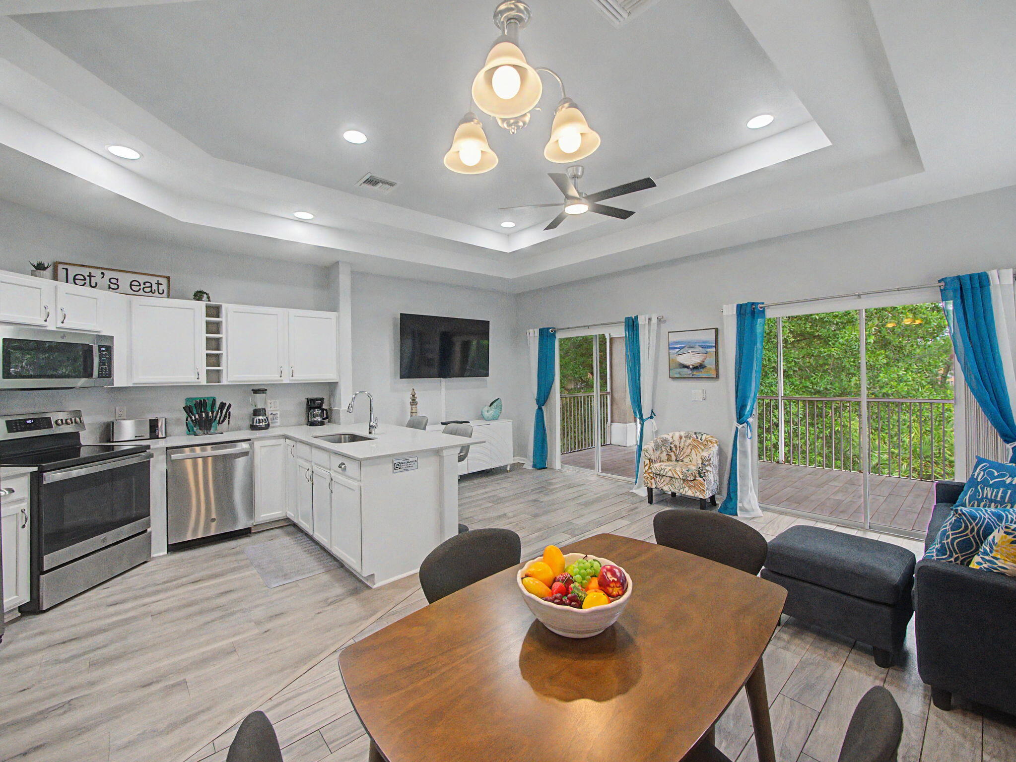 CASTLE PINES CONDOMINIUM - Residential
