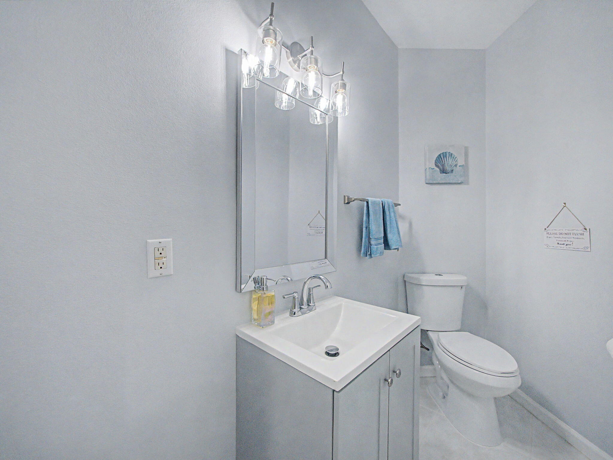 CASTLE PINES CONDOMINIUM - Residential