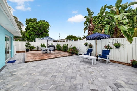 Tiny photo for 1131 NE 3rd Street, Pompano Beach, FL 33060 (MLS # B26088466)