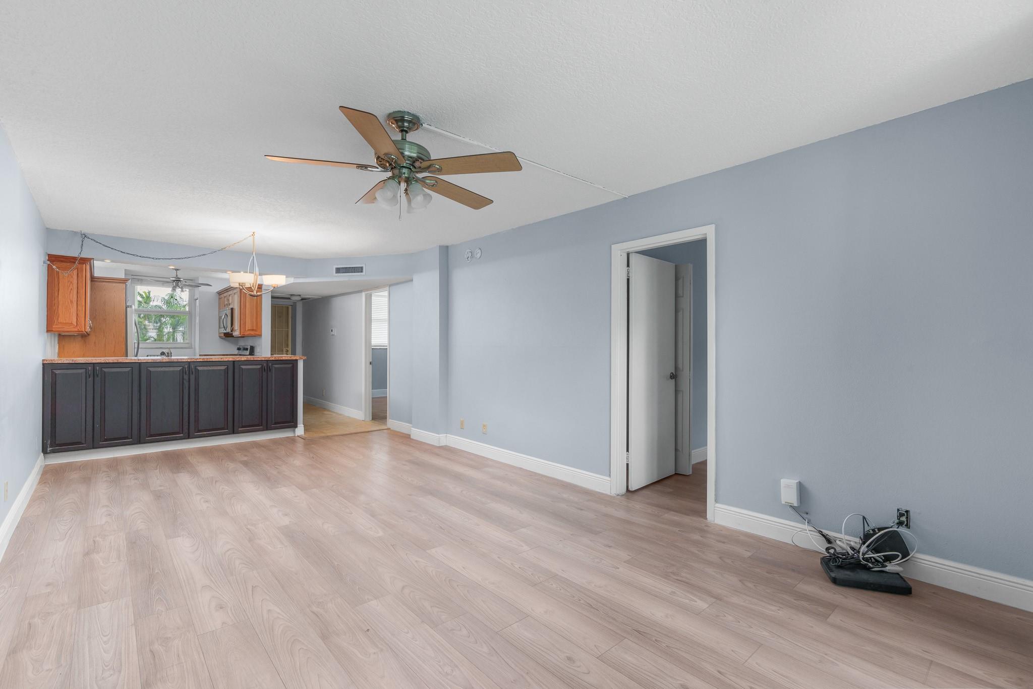 5300 NE 24th Ter 223C