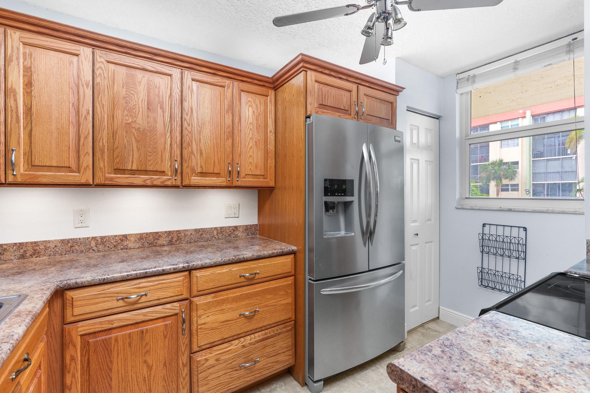 5300 NE 24th Ter 223C