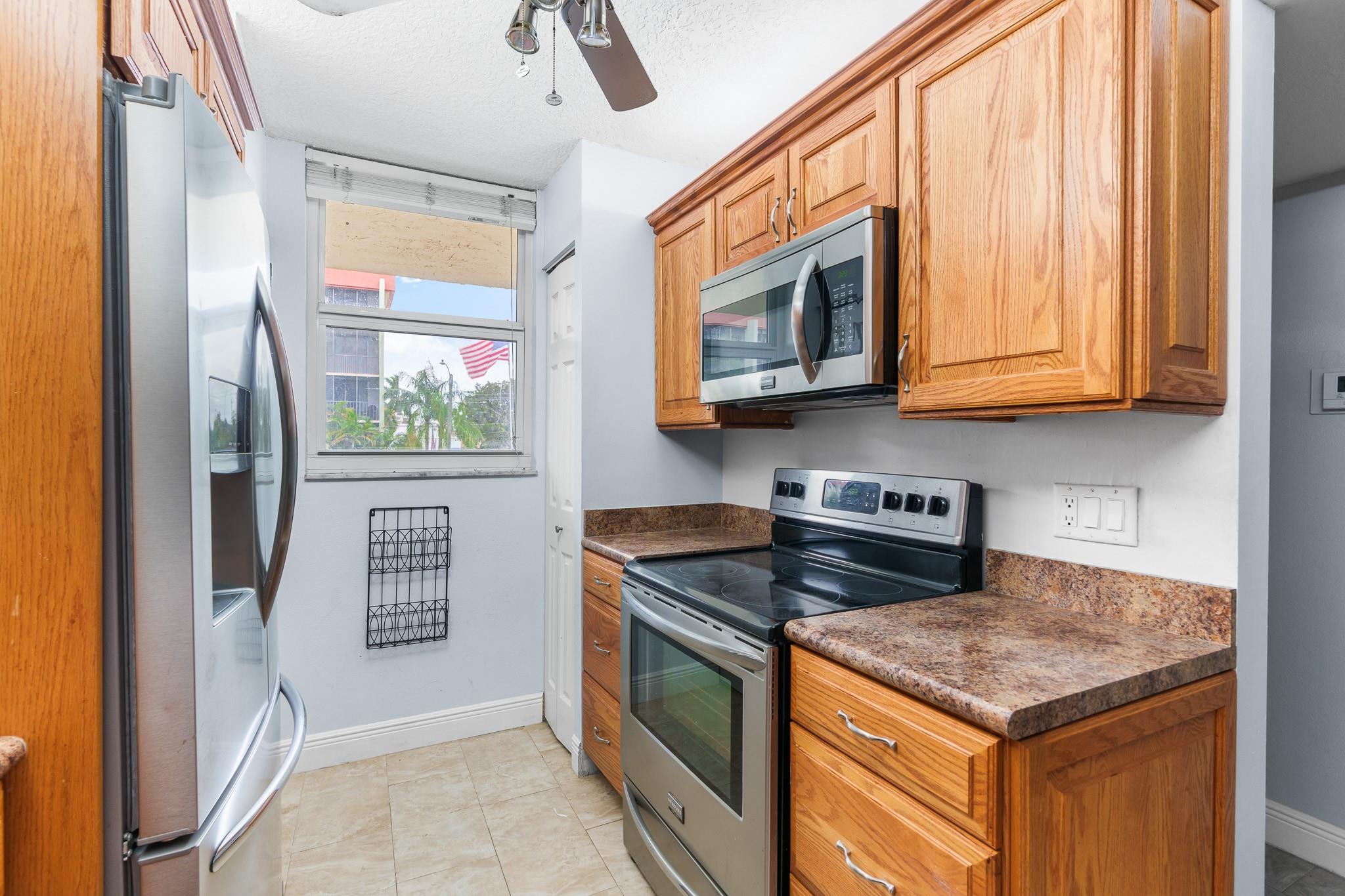 5300 NE 24th Ter 223C