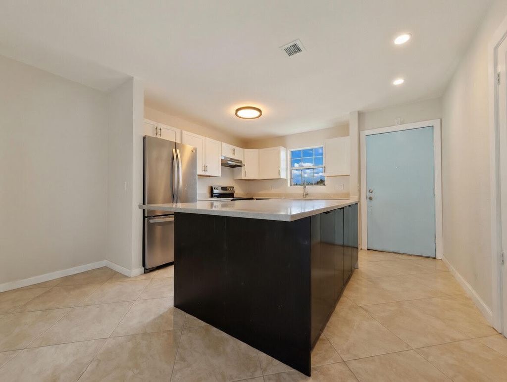 Photo of 3351 NW 85th Ave #116, Coral Springs, FL 33065 (MLS # B26003821)