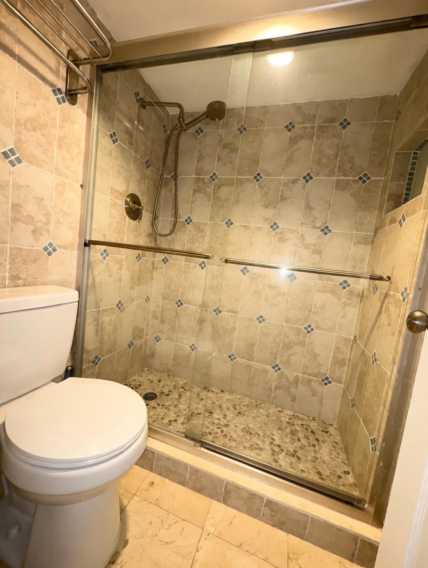 FOREST HILLS CONDO SOUTH - Residential