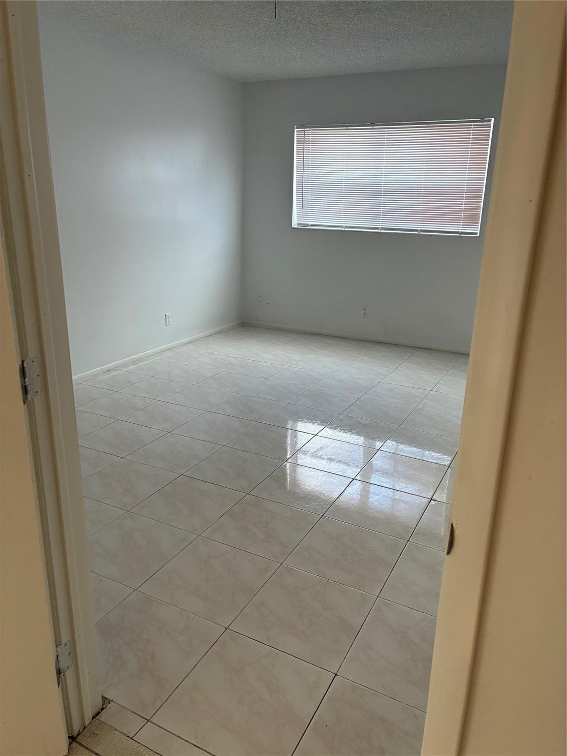 Kendall Green Sec F 53-5 - Residential Lease