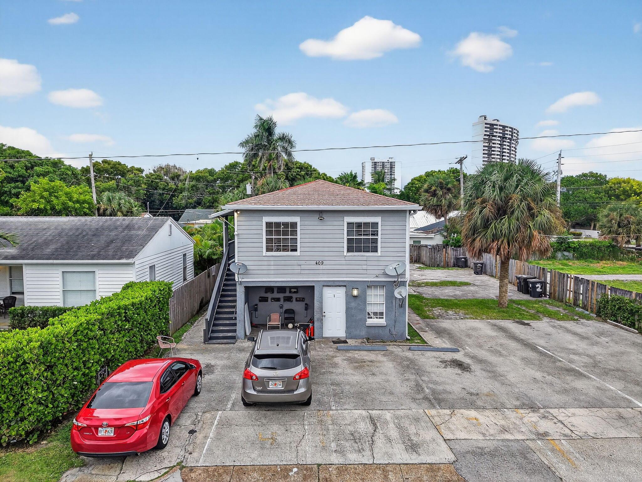 NORTH PALM BCH 1 - Residential Lease