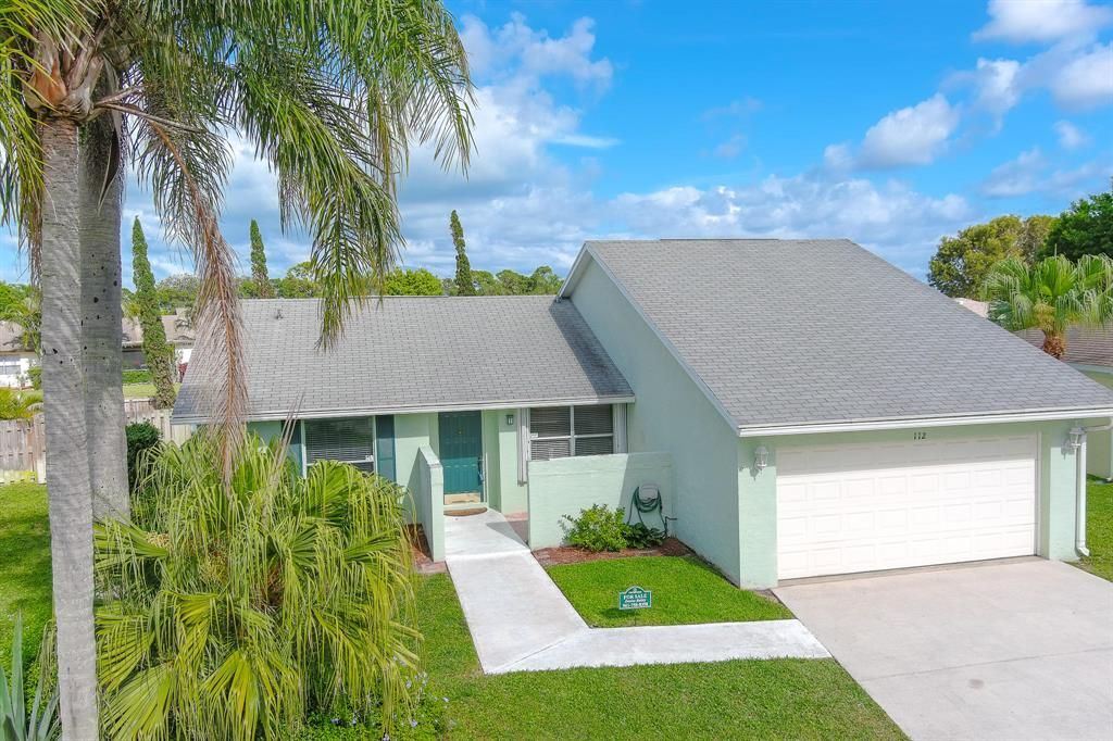 Photo of 112 Stillwater Circle, Jupiter, FL 33458 (MLS # R10698403)