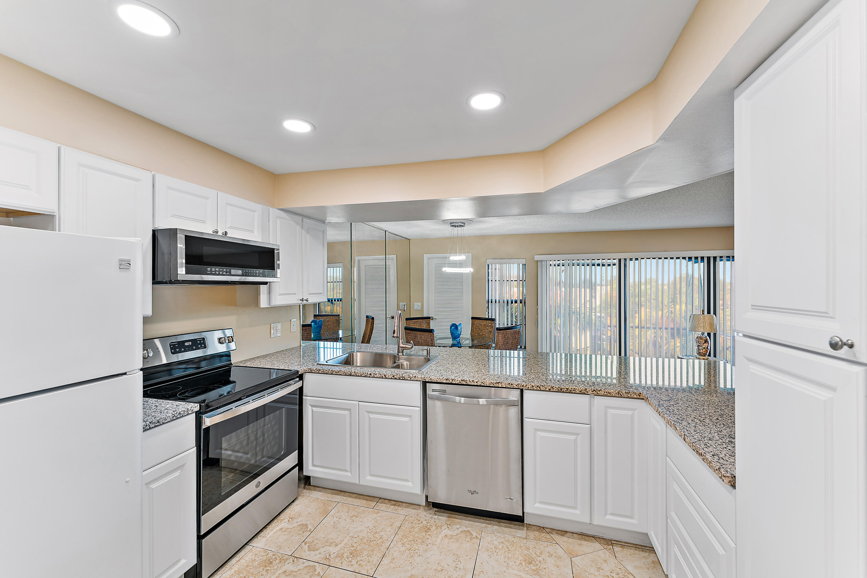 JUPITER OCEAN AND RACQUET CLUB TENNIS VILLA 1,2,3, - Residential Lease