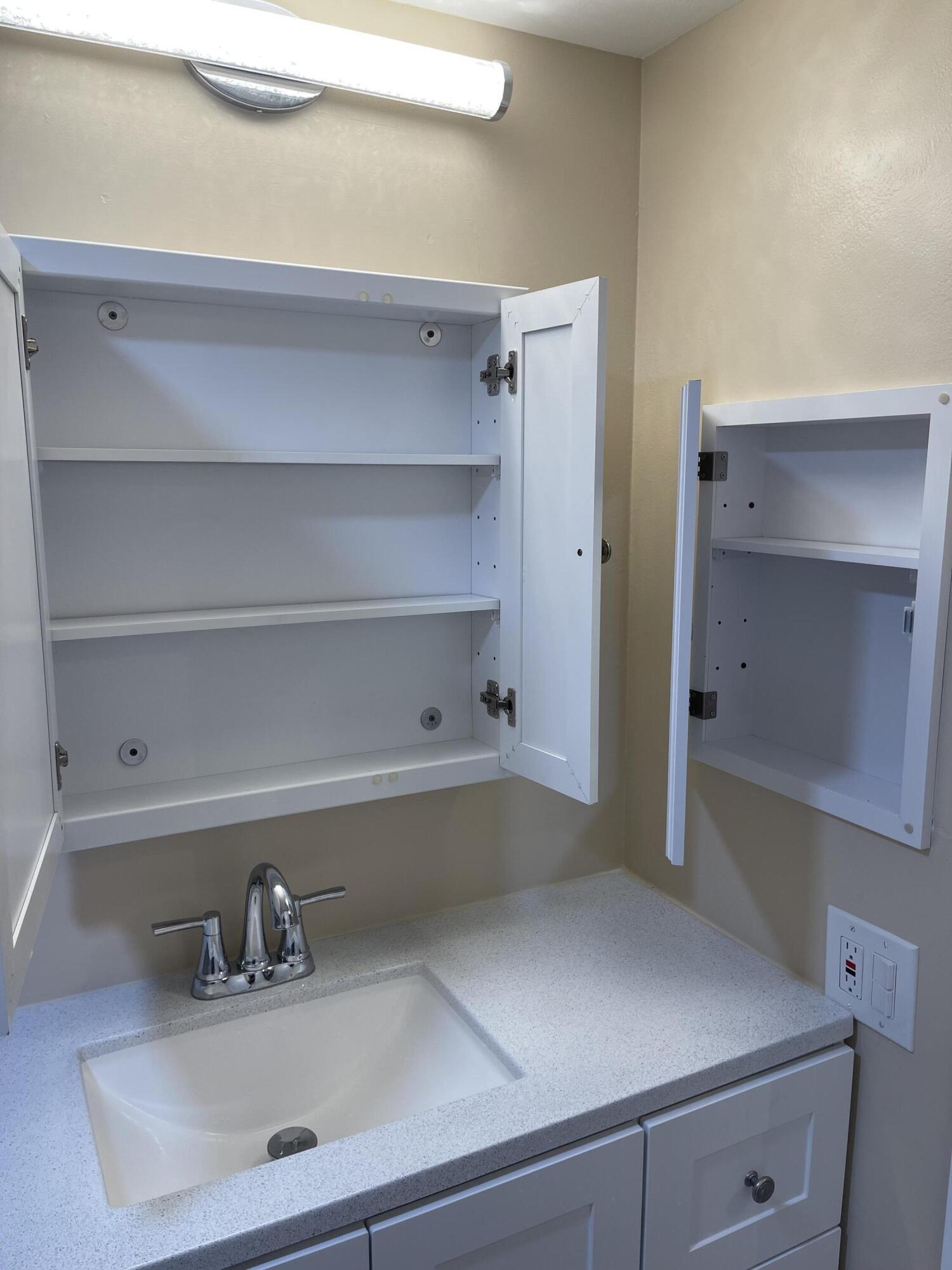 JUPITER OCEAN AND RACQUET CLUB TENNIS VILLA 1,2,3, - Residential Lease