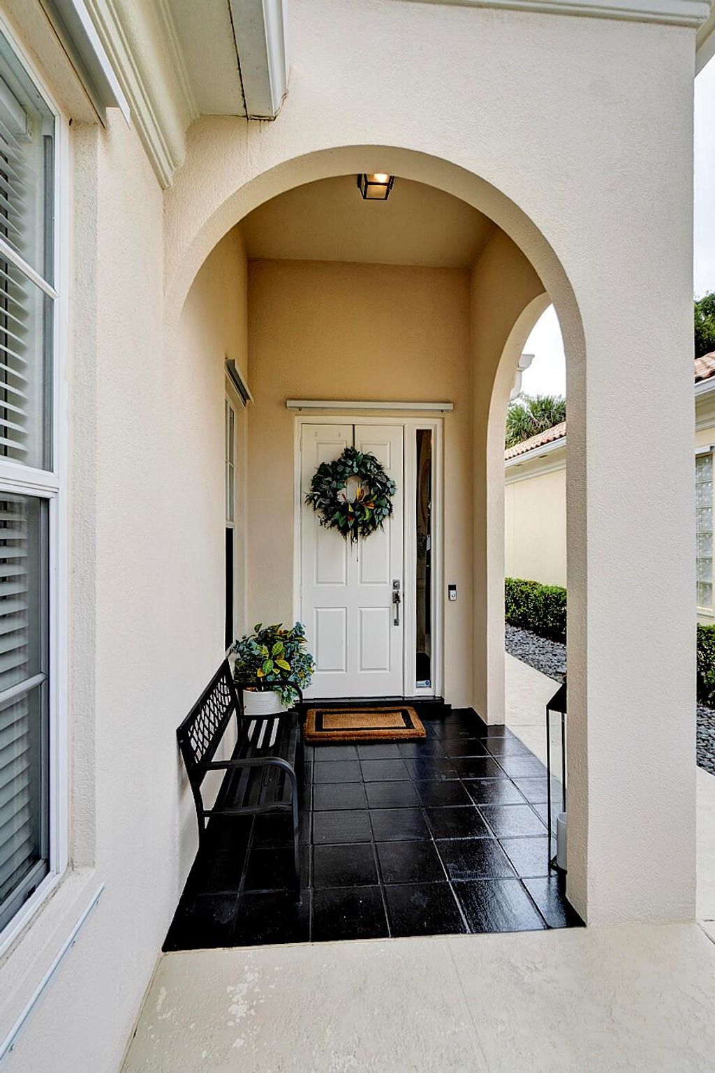 Photo of 4675 Hammock Circle, Delray Beach, FL 33445 (MLS # R11038882)