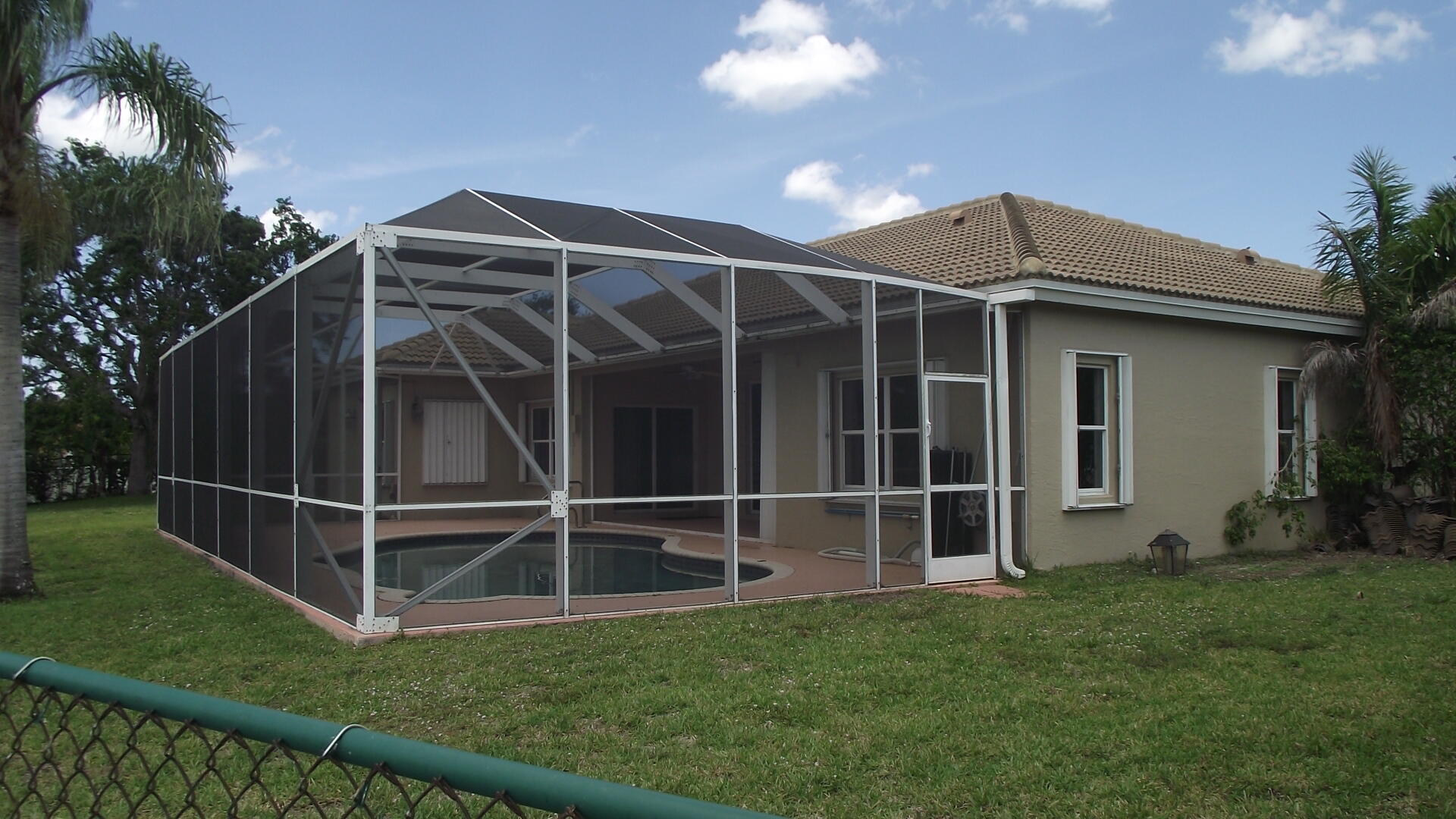 ORANGE POINT 1 - Residential