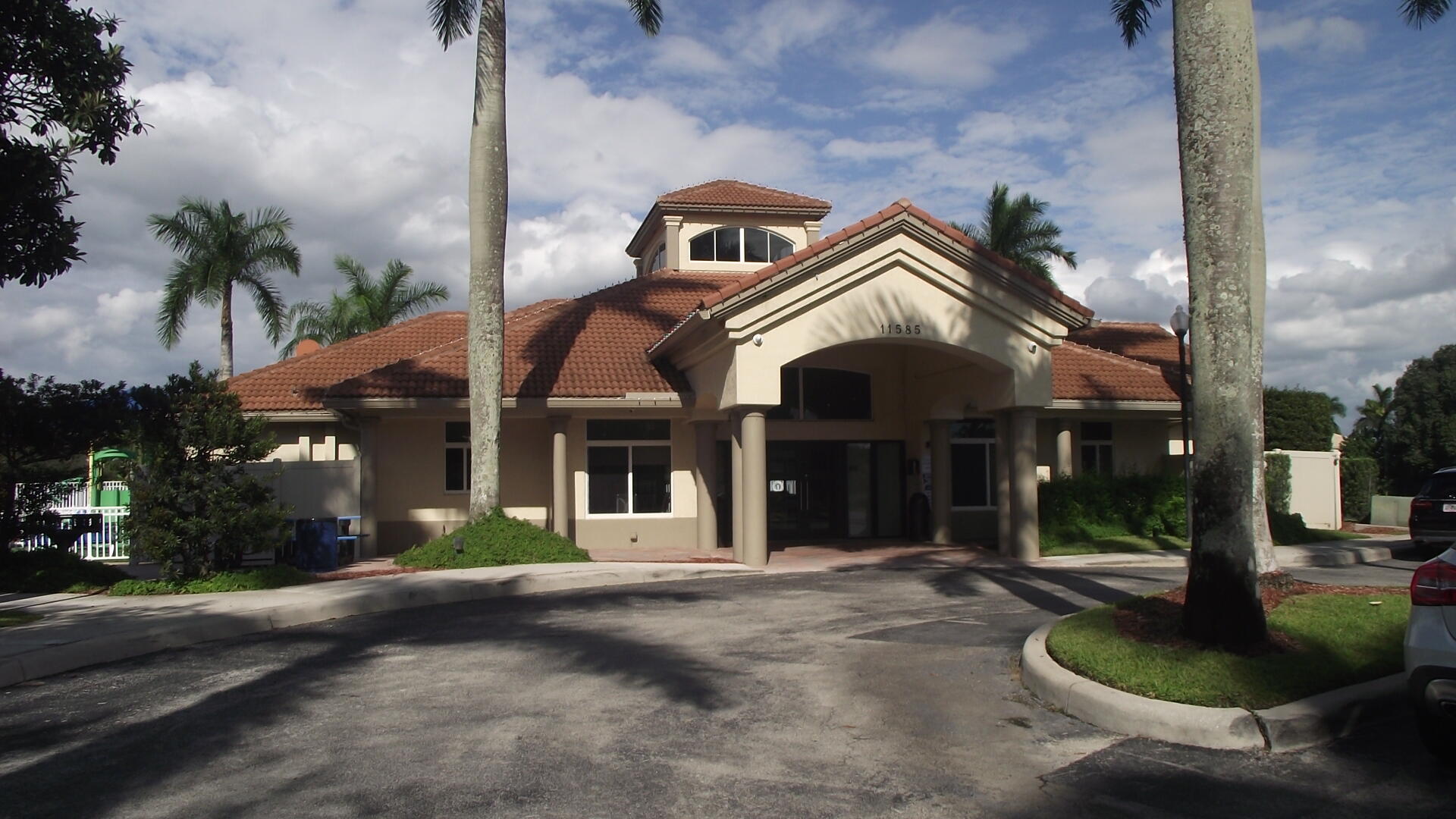 ORANGE POINT 1 - Residential