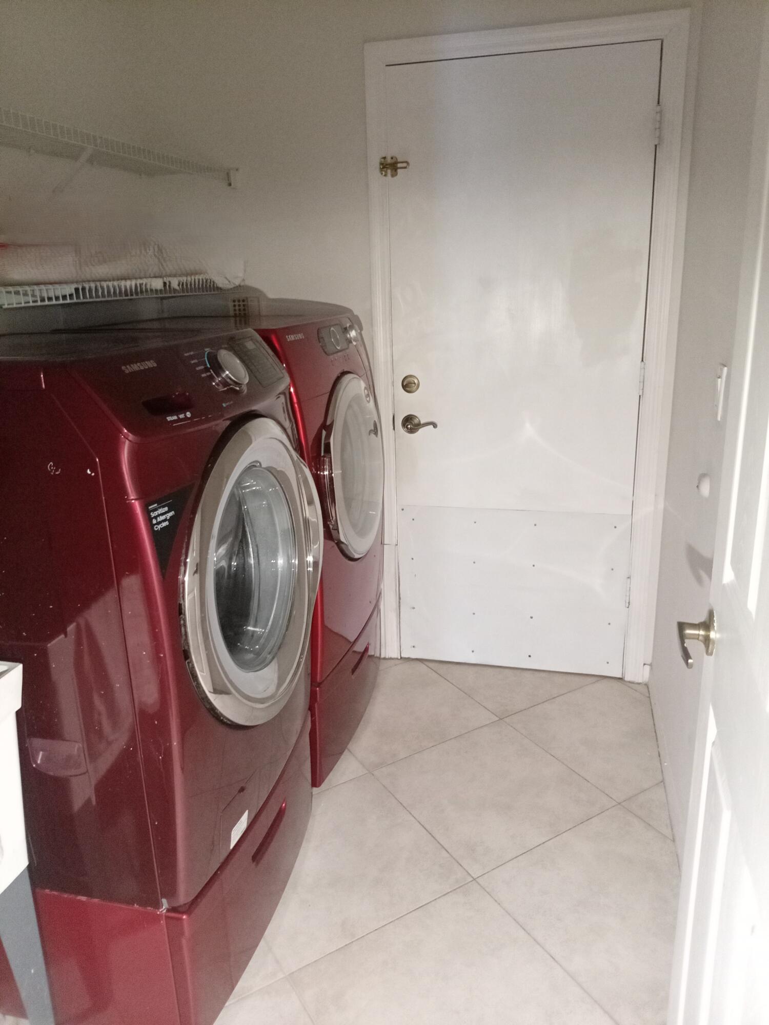 ORANGE POINT 1 - Residential