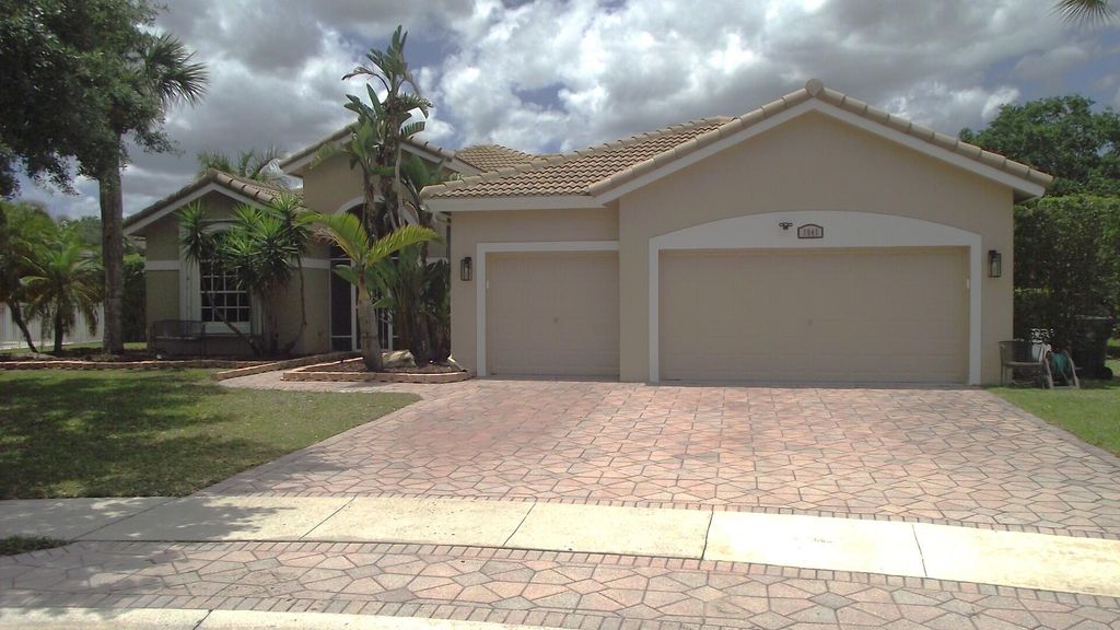 Photo of 3945 Diamond Chip Court, Wellington, FL 33414 (MLS # B26017601)