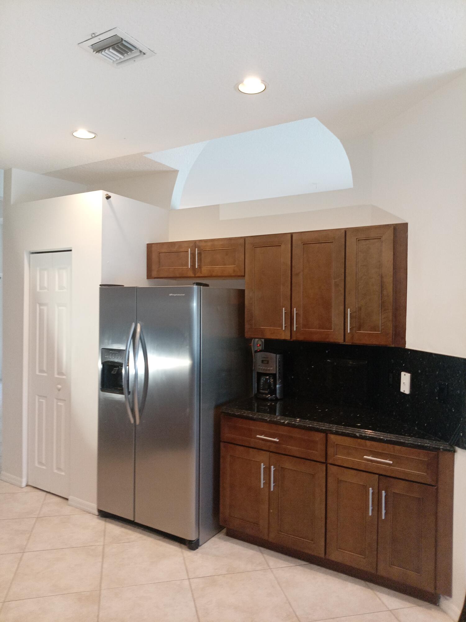 ORANGE POINT 1 - Residential