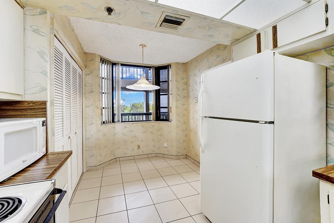 GLENS CONDO - Residential