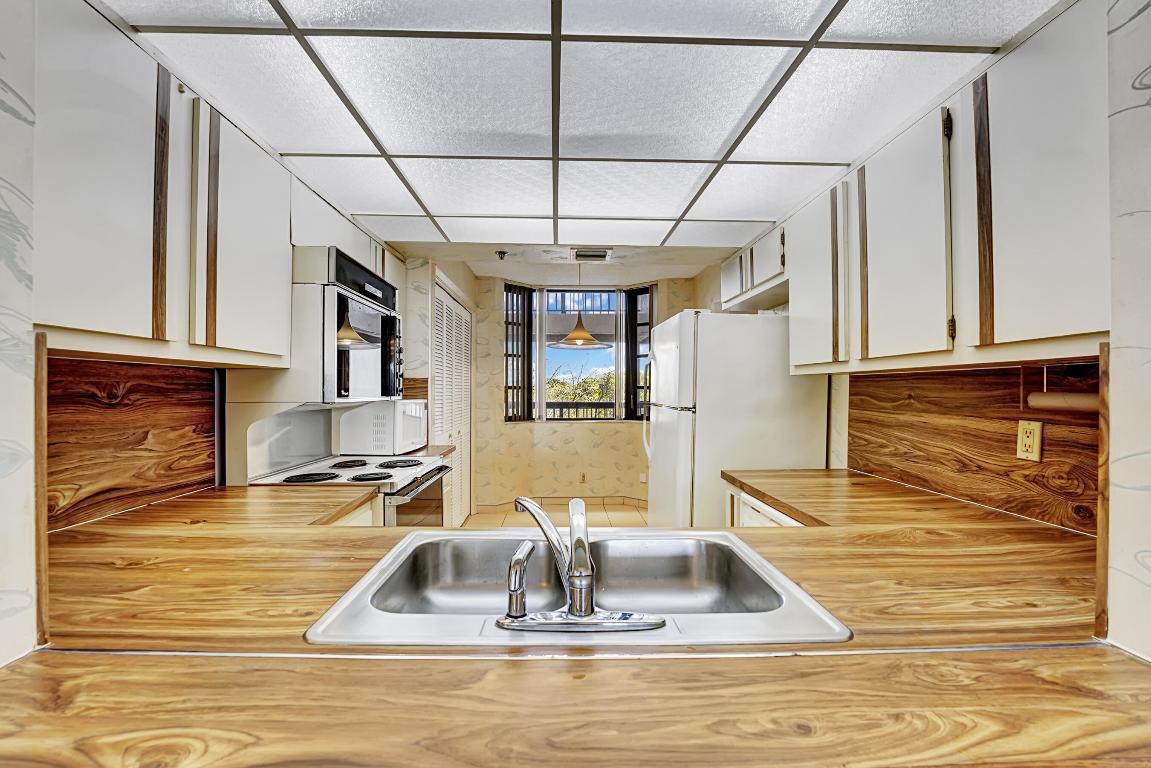 GLENS CONDO - Residential