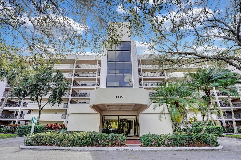 Photo of 6620 Boca Del Mar Drive #505, Boca Raton, FL 33433 (MLS # R11127590)