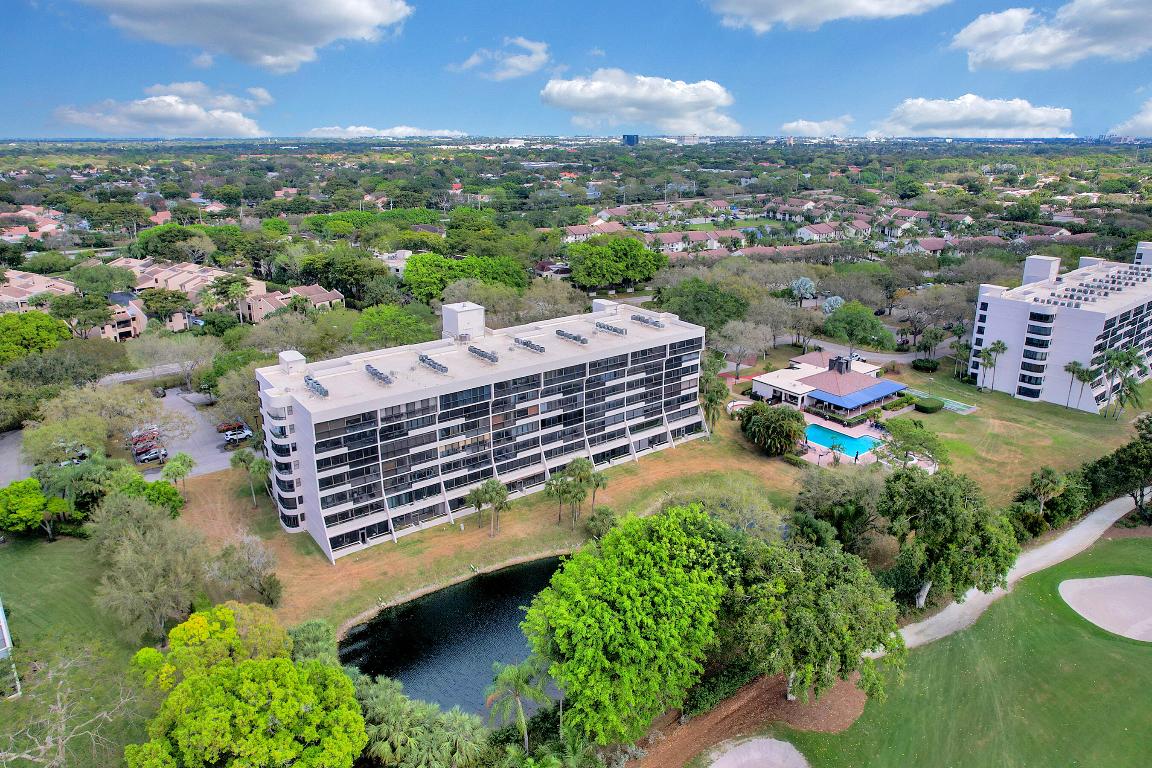 GLENS CONDO - Residential