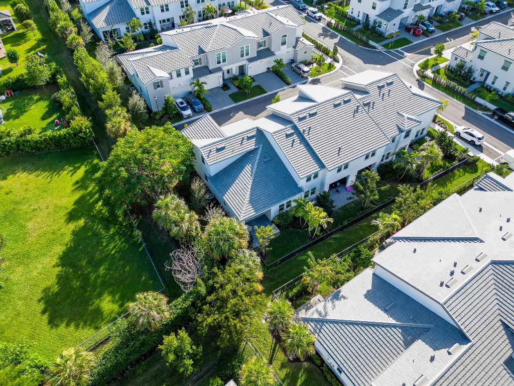 Crossings at Westlake - Residential Lease