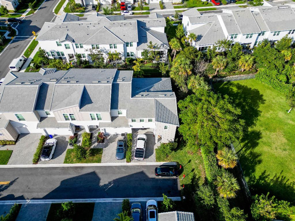 Crossings at Westlake - Residential Lease