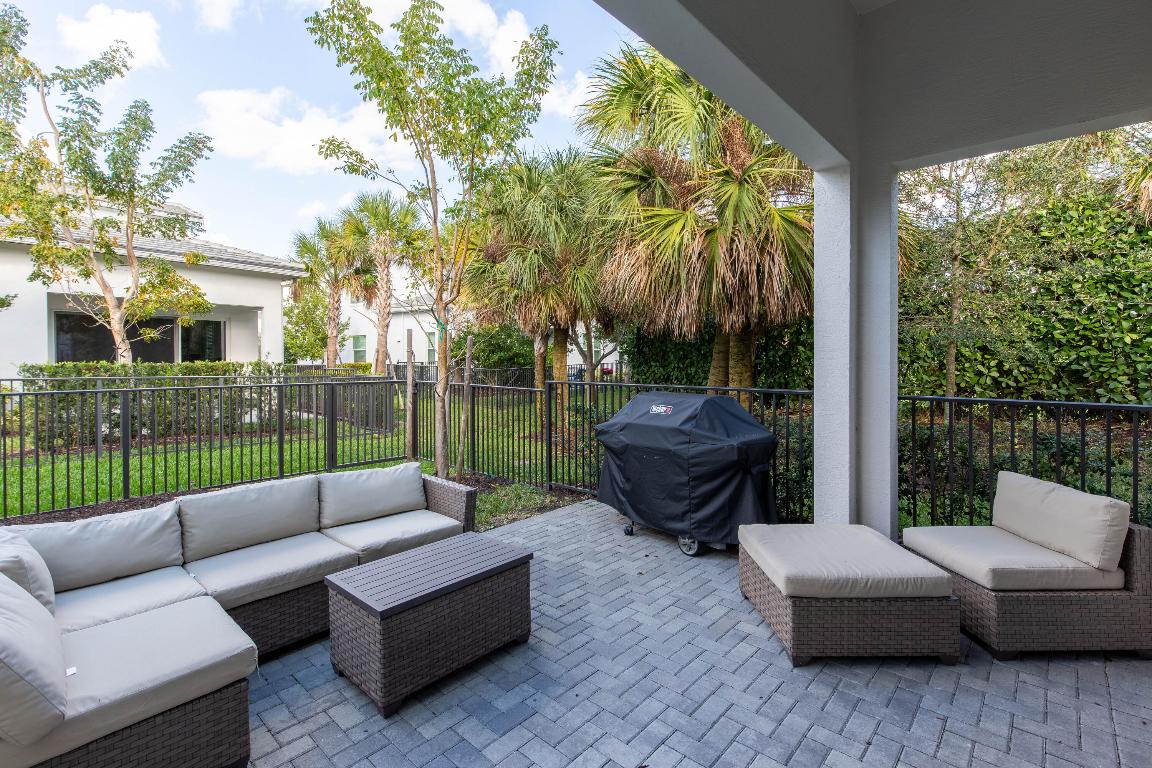 Crossings at Westlake - Residential Lease