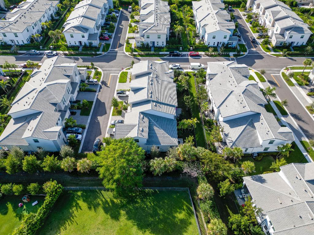 Crossings at Westlake - Residential Lease