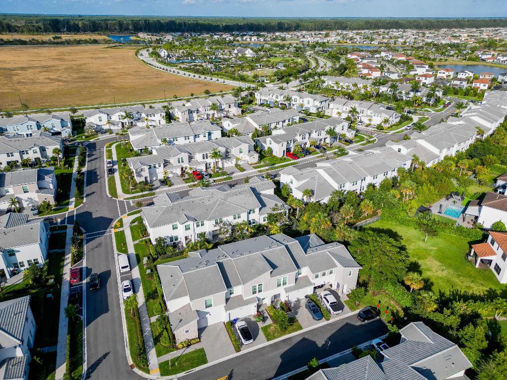 Crossings at Westlake - Residential Lease