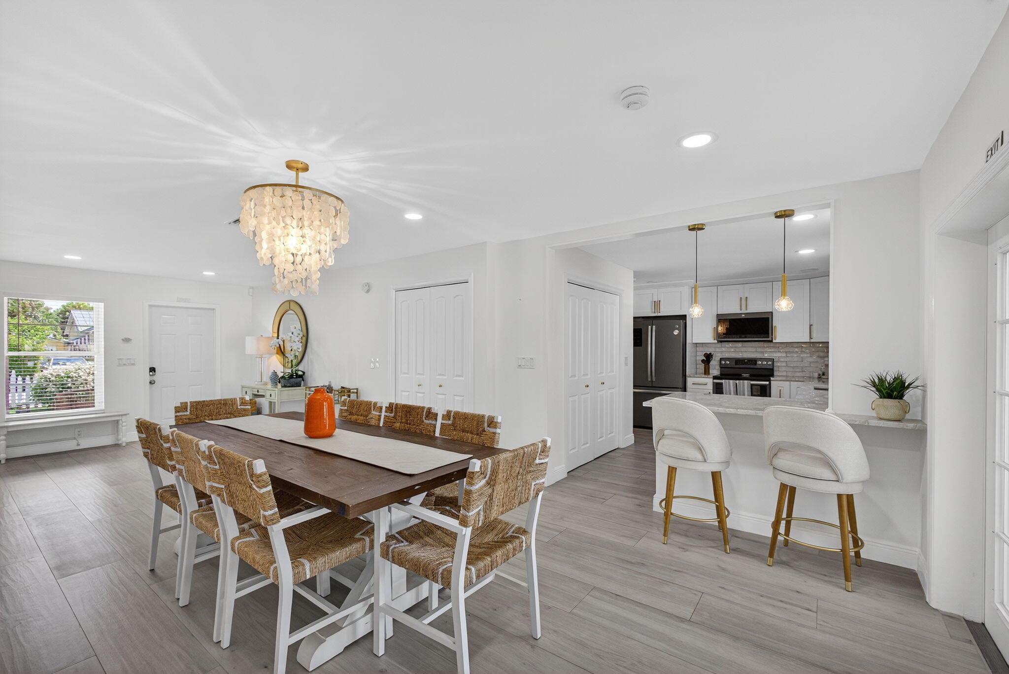 LAKE WORTH TOWN OF - Residential