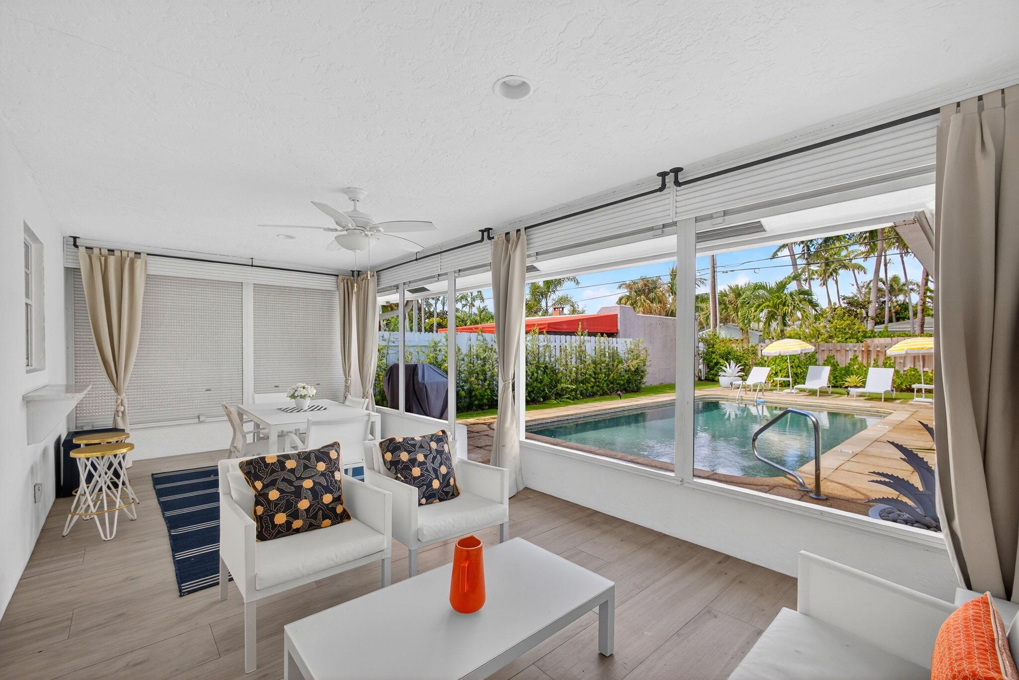LAKE WORTH TOWN OF - Residential